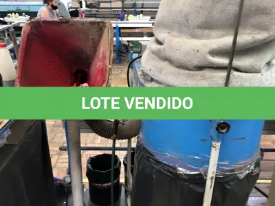 LOTE 259 - 2 coletores de pó e 2 lixadeiras 
