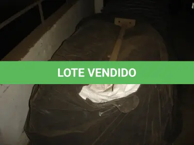 LOTE 046 - lote de lonas  sacos usados