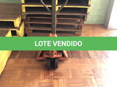 LOTE 343 - 3 carrinhos paleteiro 