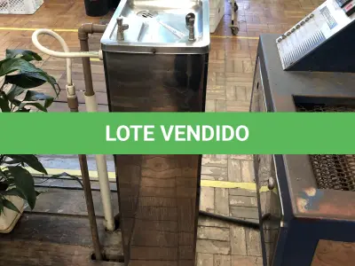 LOTE 271 - Bebedor 