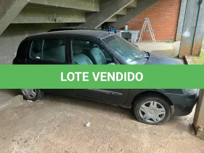 LOTE 005 - Renault Clio aut 1.0 16v pl.DMK1755 03/04