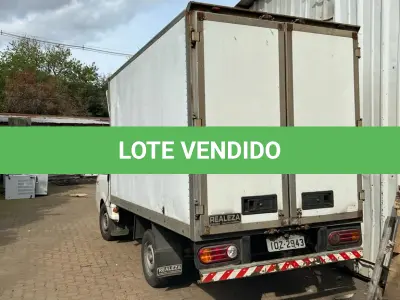 LOTE 095 - veiculo Hyundai HR placas IOZ 2943 08/09 cor branca com caçamba fechada