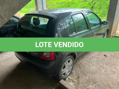 LOTE 005 - Renault Clio aut 1.0 16v pl.DMK1755 03/04