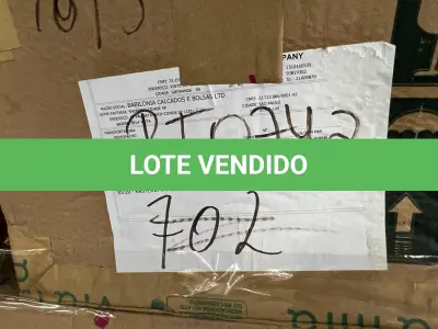 LOTE 005 - lote de sapatos diversos modelos em 6 palets em caixas, aprox. 2300 pares