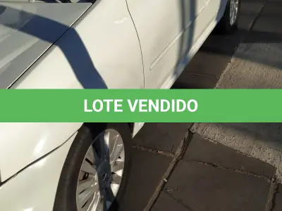 LOTE 001 - RENAULT Logan 2013  Expression  1.6 completo