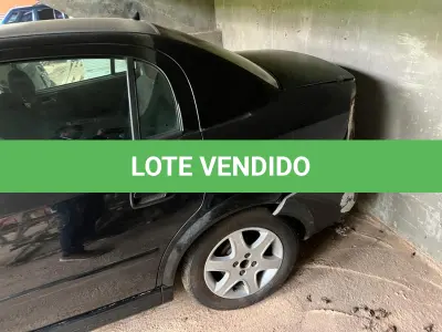 LOTE 004 - Chevrolet Astra sedan 2.0 pl. DQB1066 04/05