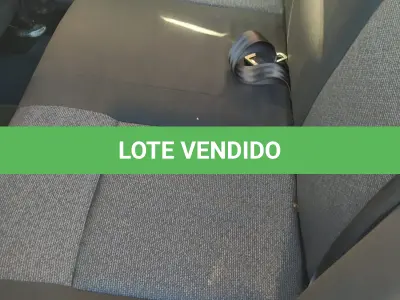 LOTE 001 - RENAULT Logan 2013  Expression  1.6 completo