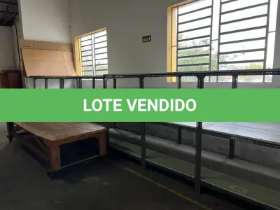 LOTE 001 - lote de prateleiras largas tipo modulaveis