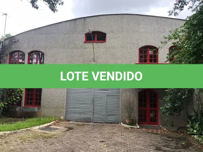 LOTE 001 - Um terreno c/1.360,00m², caracterizado c/o nº11, do desmembramento, sito no Beco de Servidão em continuação da R. Dona Alzira, sob nº 952