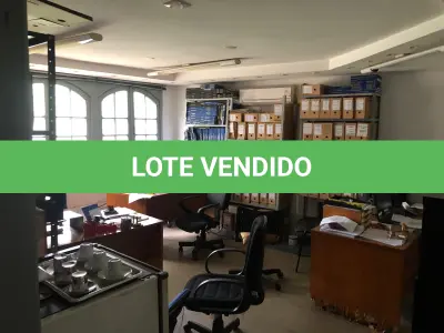 LOTE 001 - Um terreno c/1.360,00m², caracterizado c/o nº11, do desmembramento, sito no Beco de Servidão em continuação da R. Dona Alzira, sob nº 952