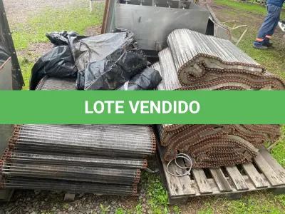 LOTE 072 - Lote de fornos de aplicação de cobertura e sabor , em inox, estado de sucata, tacho em inox, esteiras usadas, etc. Em Ijuí/RS