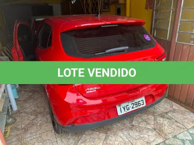 LOTE 000 - Fiat/Argo Drive 1.0, cor vermelha