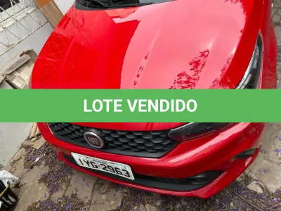 LOTE 000 - Fiat/Argo Drive 1.0, cor vermelha