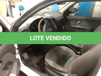 LOTE 000 - FIAT/STRADA WORKING, COR BRANCA, ANO 14/15