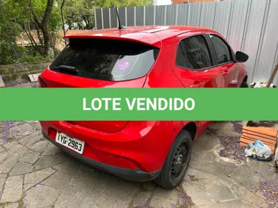 LOTE 000 - Fiat/Argo Drive 1.0, cor vermelha