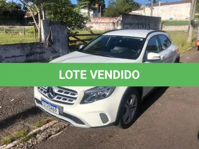 LOTE 002 - Veículo M.BENZ/GLA200 STYLE, fabricação/modelo 2017/2018, cor: branca
