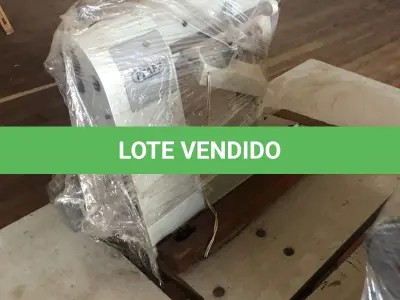 LOTE 206 - Lote com 5 máquinas de costura