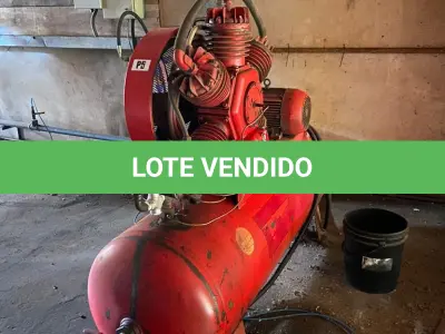 LOTE 252 - Compressor com secador de ar