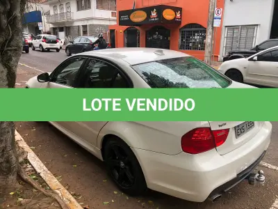 LOTE 000 - VEÍCULO I/BMW 318IA 2.0, 2011/2012