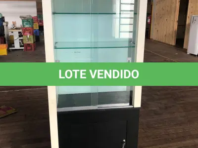 LOTE 128 - Armário porta de vidro