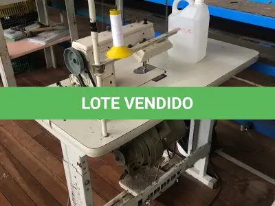 LOTE 179 - Máquina de costura