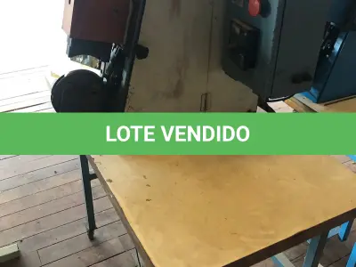 LOTE 216 - Máquina de passar fita