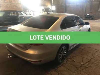 LOTE 002 - Veículo VW Volkswagen Jetta Highline 2.0 TSI 16v 4p Tiptronic, fabricação/modelo 2011/2011
