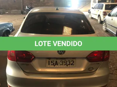 LOTE 002 - Veículo VW Volkswagen Jetta Highline 2.0 TSI 16v 4p Tiptronic, fabricação/modelo 2011/2011