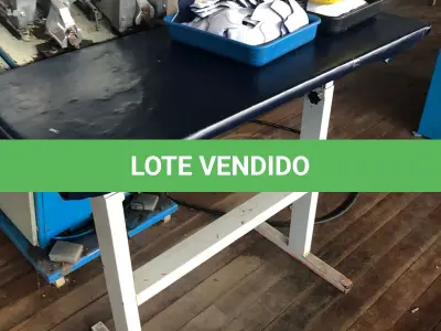 LOTE 193 - Mesa