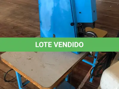 LOTE 216 - Máquina de passar fita