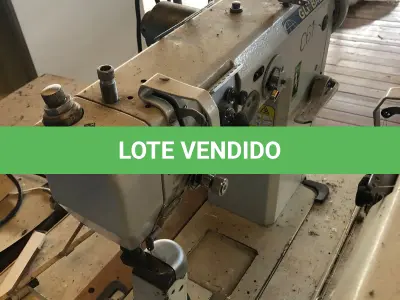 LOTE 232 - Máquina de costura