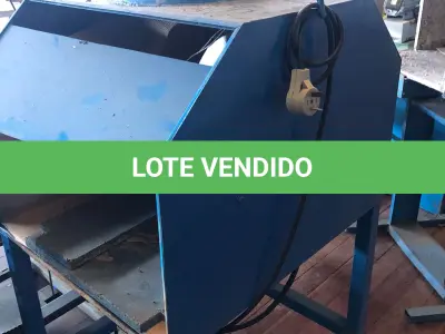 LOTE 233 - Cabine de pintura