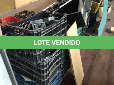 LOTE 248 - Lote de navalhas com as caixas
