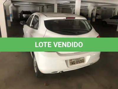 LOTE 001 - Chevrolet Onix 2014/2015 placa IWG 0590 cor branca