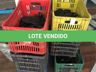 LOTE 130 - Lote de caixas plásticas (todas da fabrica)