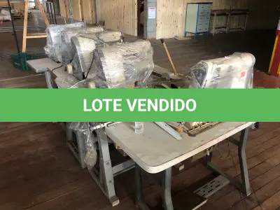 LOTE 206 - Lote com 5 máquinas de costura