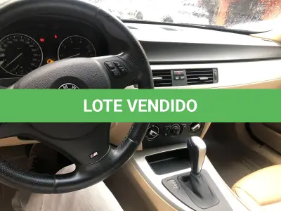 LOTE 000 - VEÍCULO I/BMW 318IA 2.0, 2011/2012