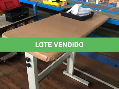 LOTE 178 - Mesa