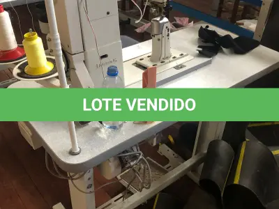LOTE 156 - Máquina de costura