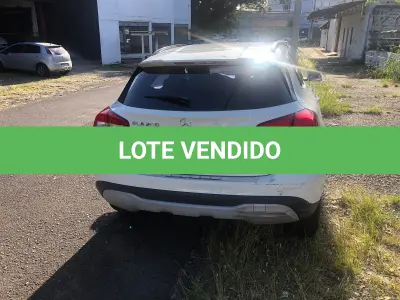 LOTE 002 - Veículo M.BENZ/GLA200 STYLE, fabricação/modelo 2017/2018, cor: branca