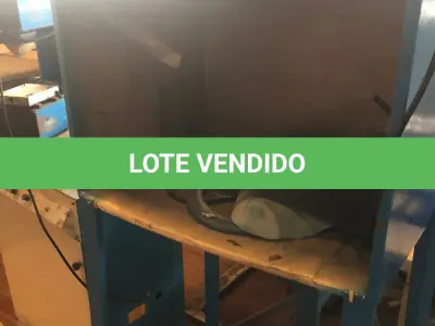 LOTE 237 - Cabine de pintura