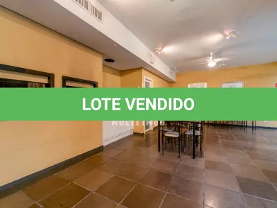 LOTE 000 - O apartamento nº 601 no Ed. Maison Paris, na Rua Pedro Ivo nº 532. O espaço de estacionamento coberto nº 01. O espaço de estacionamento coberto nº 02