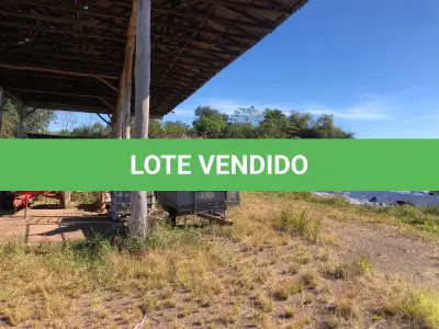 LOTE 063 - REBOQUE P/ TRATOR CINZA