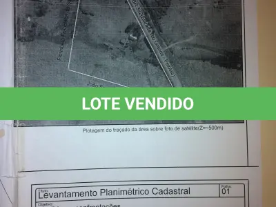 LOTE 000 - Uma fração de campo c/ár. de 3,7139ha, sitio de lazer, c/um prédio de alvenaria e demais benfeitorias