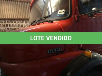 LOTE 065 - CAMINHÃO MERCEDES BENZ 1513 TOCO, VERMELHO, PLACA IHS-7945