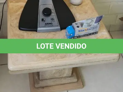LOTE 188 - MESA DE CENTRO, DE PEDRA
