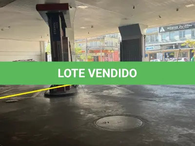 LOTE 001 - O imóvel, com área de terreno de 1.461,50m2, na Rua Benjamin Constant 1253. Juntamente com o imóvel estará o Fundo de Comércio