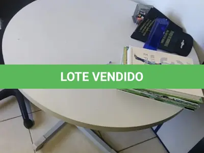 LOTE 169 - 2 MESA REDONDA CINZA