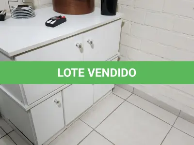 LOTE 147 - BALCÃO C/ 5 PORTAS, BRANCO