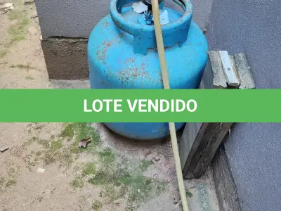 LOTE 207 - BOTIJÃO DE GÁS P13